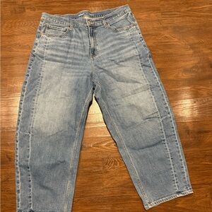 Old Navy High-Rise Barrel Leg Jeans - Blue